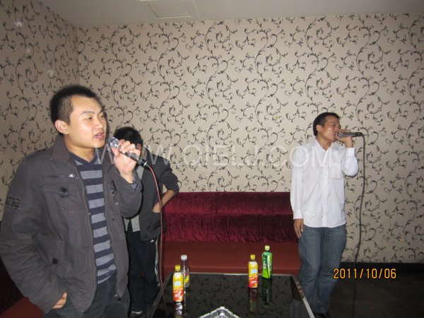 2011年10月，鄭州企鵝糧油機(jī)械有限公司--外貿(mào)部，十一國慶節(jié)團(tuán)體活動！(圖5)